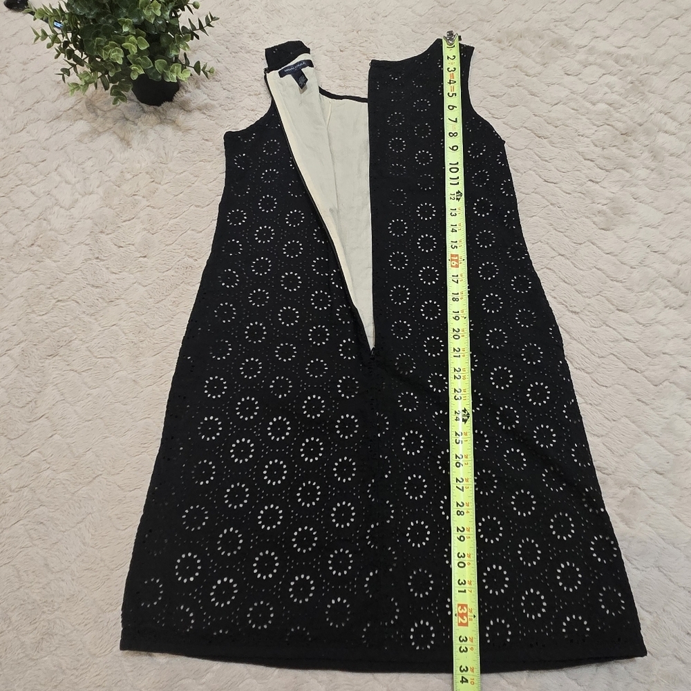 Banana Republic Black and Cream Overlay Circle Cutout Sleeveless Cotton Dress, 4 - Picture 4 of 8